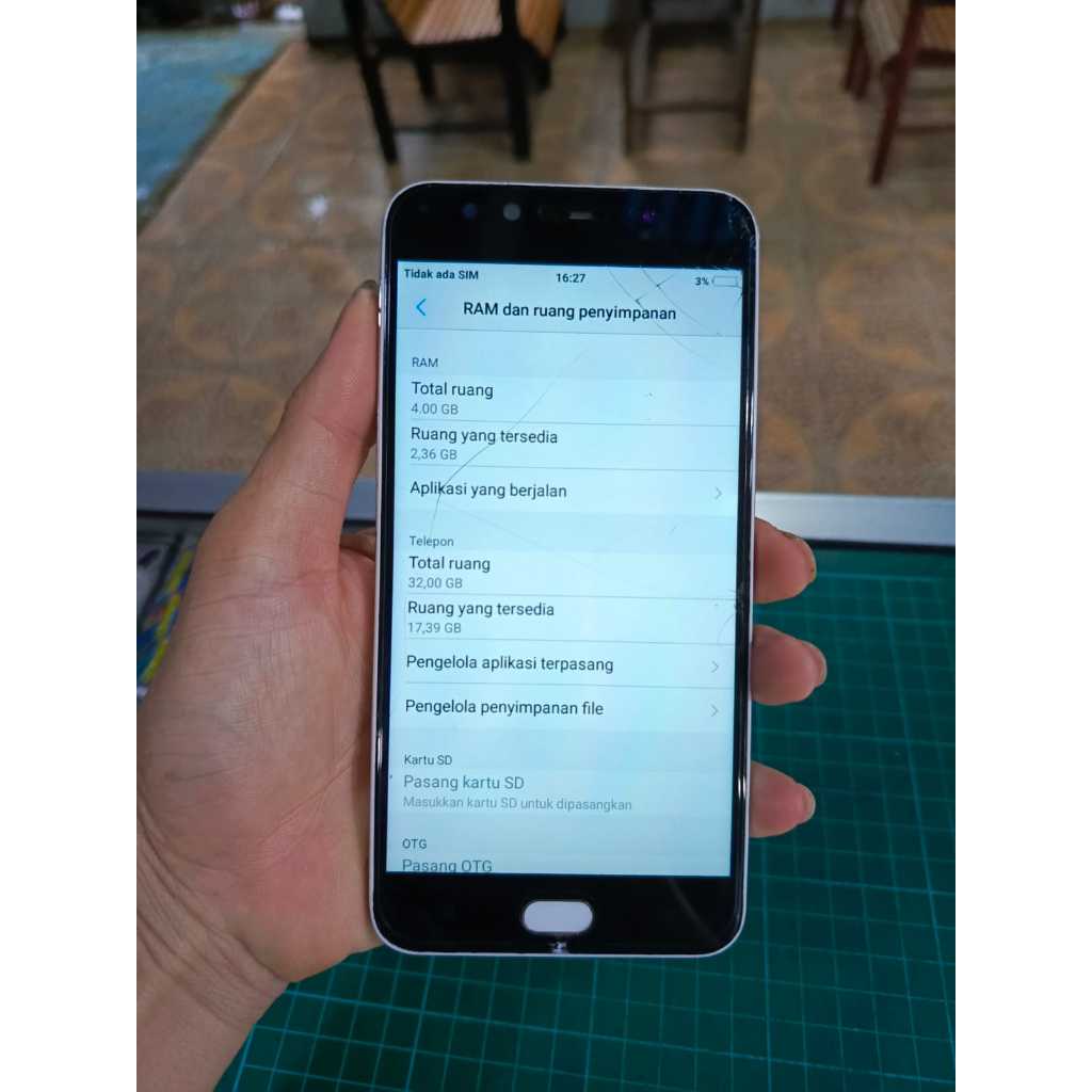 HP Vivo 1601 ( Vivo V5 ) Masih Normal Lecet Pemakaian