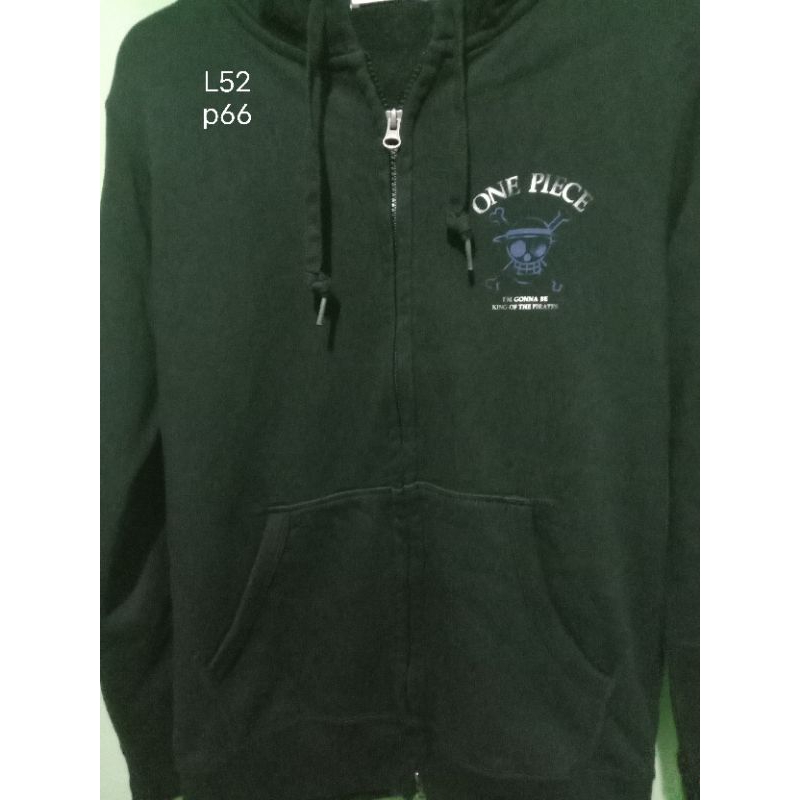 hoodie one piece x uniqlo