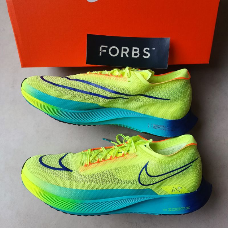 Nike ZoomX Streakfly Fast Pack || volt concord