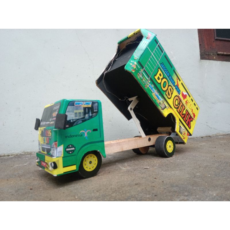 miniatur truk oleng bak jungkit kabin jungkit