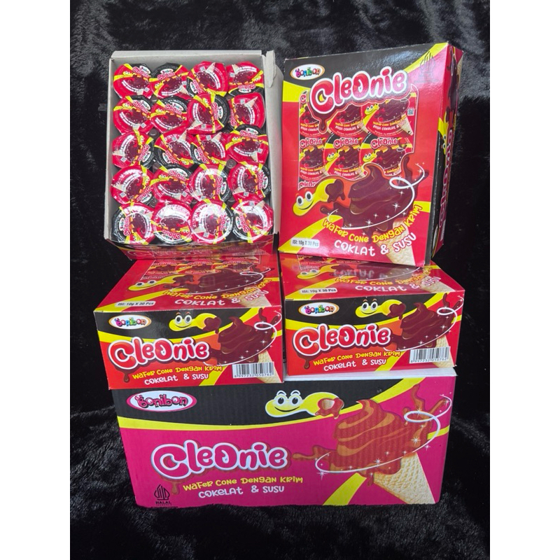 

PAKET USAHA 1 dus isi 4 pack cleonie waffer cone perpack isi 30 pcs