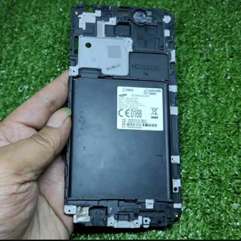 Midle Frame LCD Samsung J7 2015 J700 J700F Tatakan LCD Ori Copotan