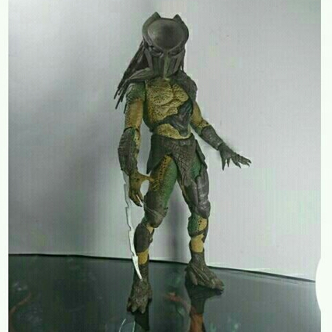 Falconer Predator 1st rilis Neca Original loose 225k