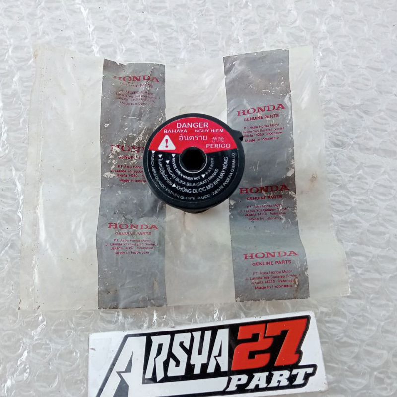 Tutup Radiator Vario 125 150 original