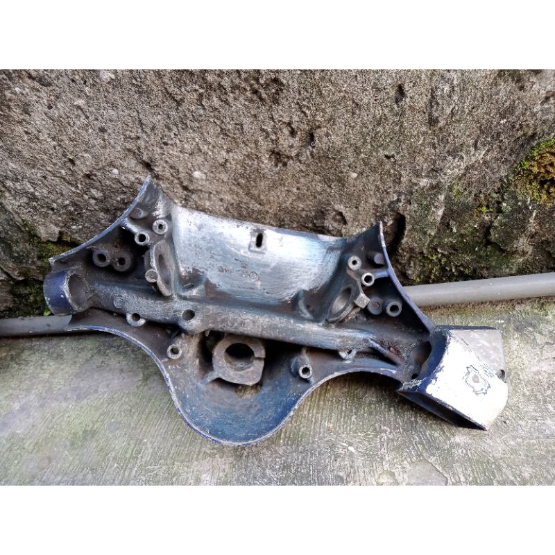 batok bawah Vespa PS TV kotak original