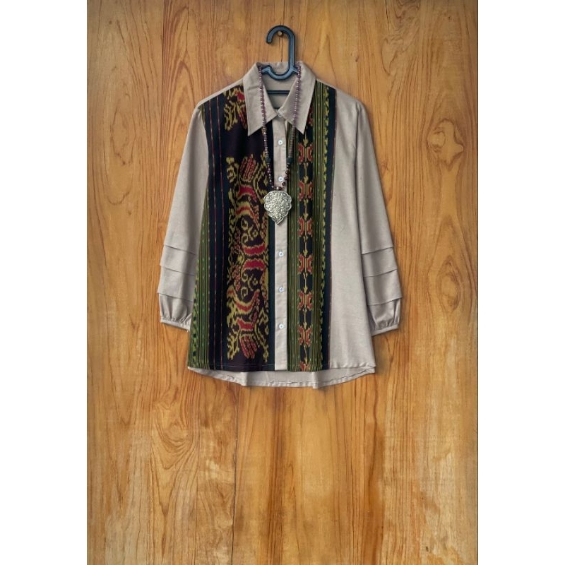 BLOUSE TENUN MOTIF NTT