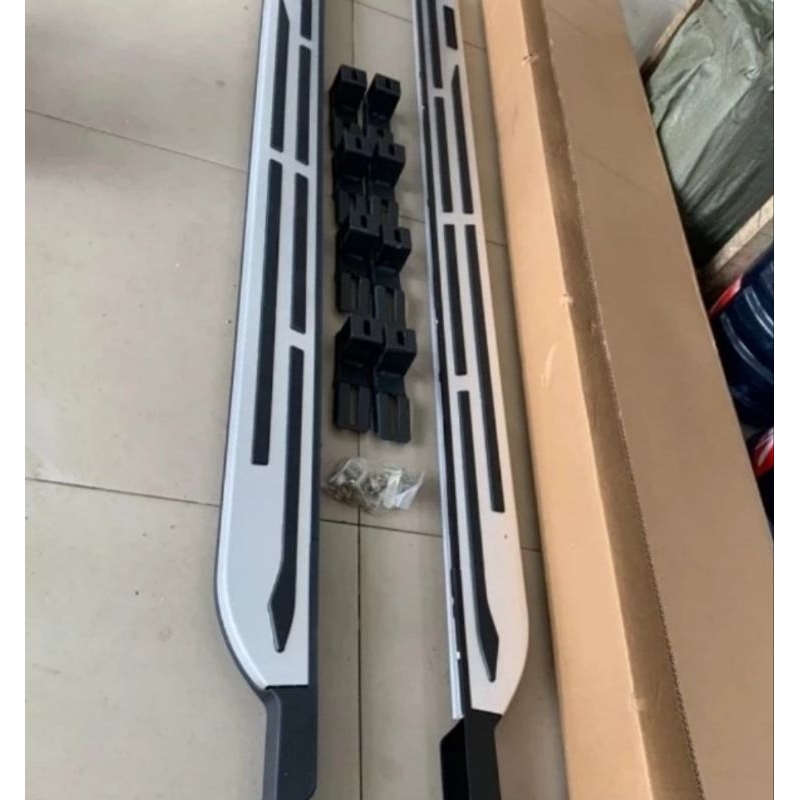 footstep Innova zenix 2023