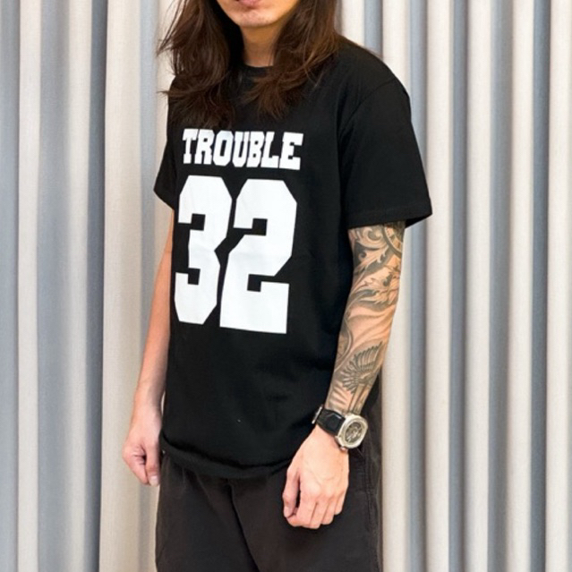 NRKY kaos distro pria trouble 32 bahan katun size M L XL baju pria