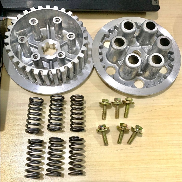 RUMAH KOPLING (HYPER CLUTCH) SATRIA FU PER 6 XTR RACING