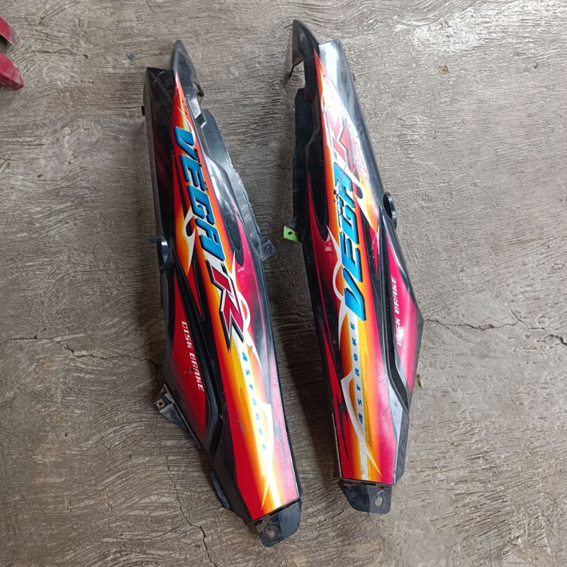 cover bodi body belakang yamaha vega r new original copotan