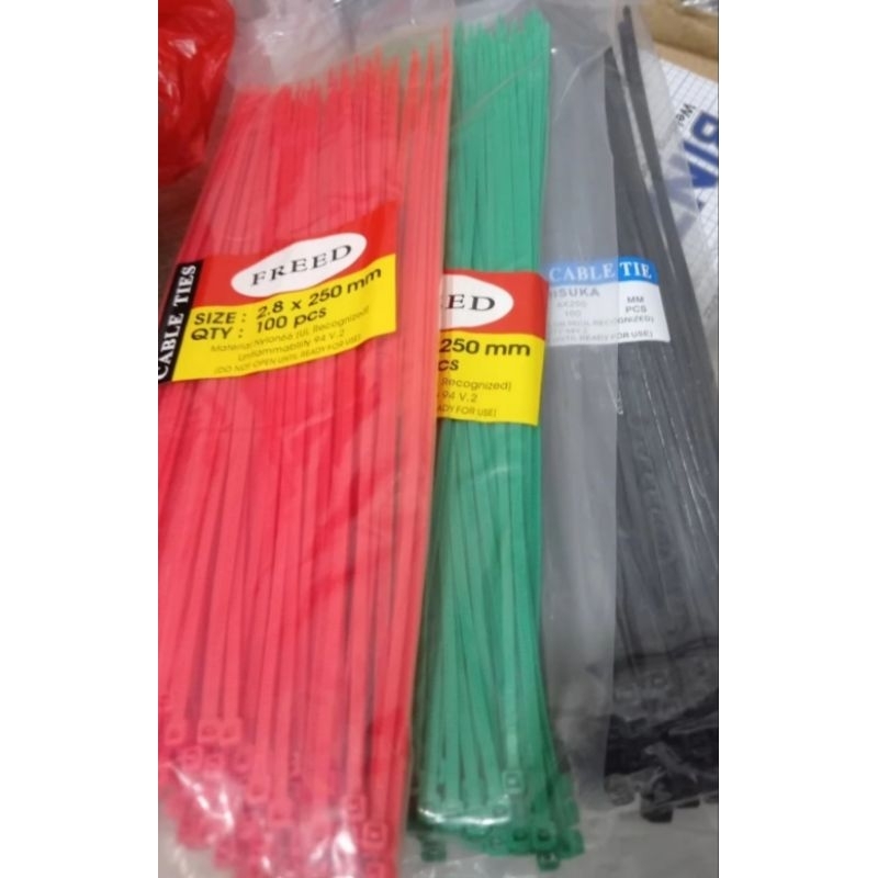 

kabel ties 30 cm warna isi 100 pcs