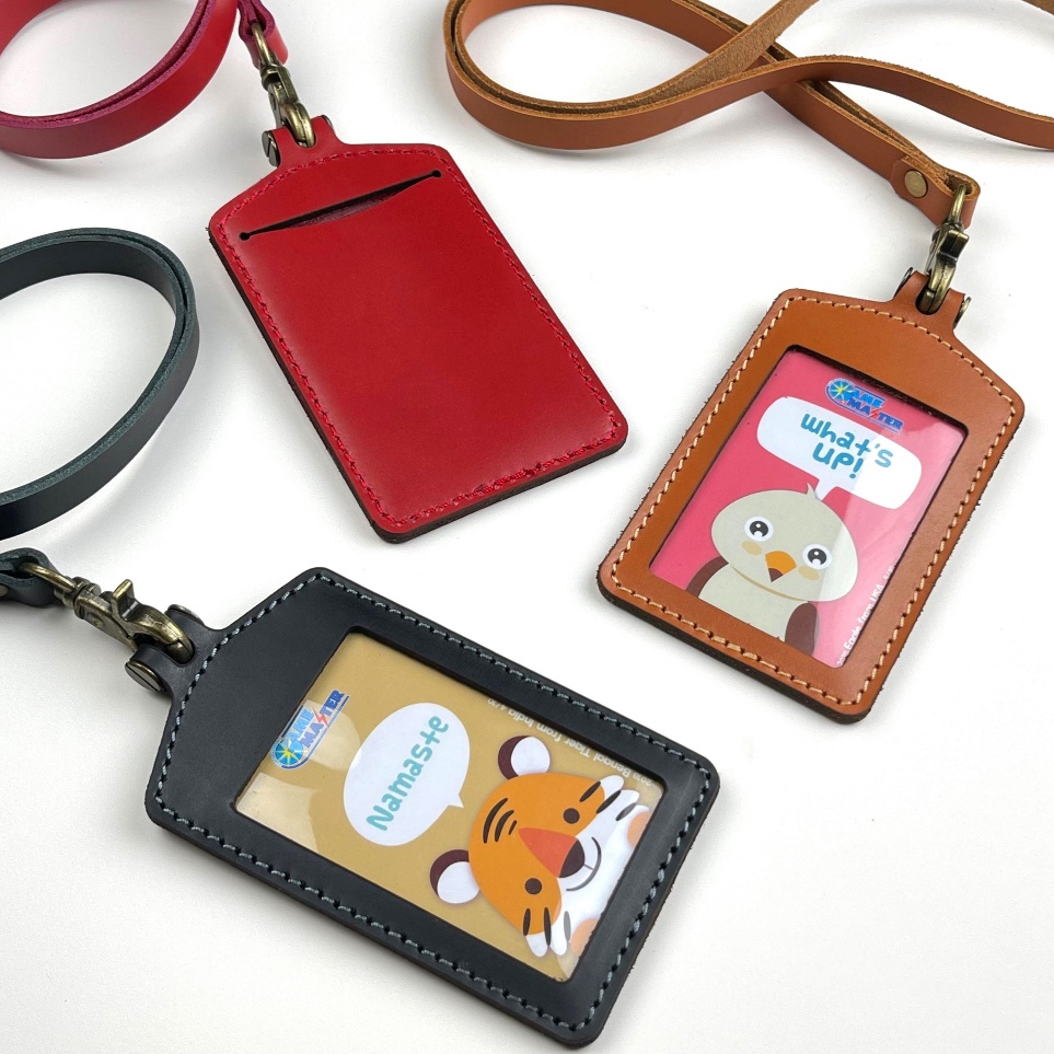 

KODE D24X gantungan ID card kulit asli tali id card holder PHID213
