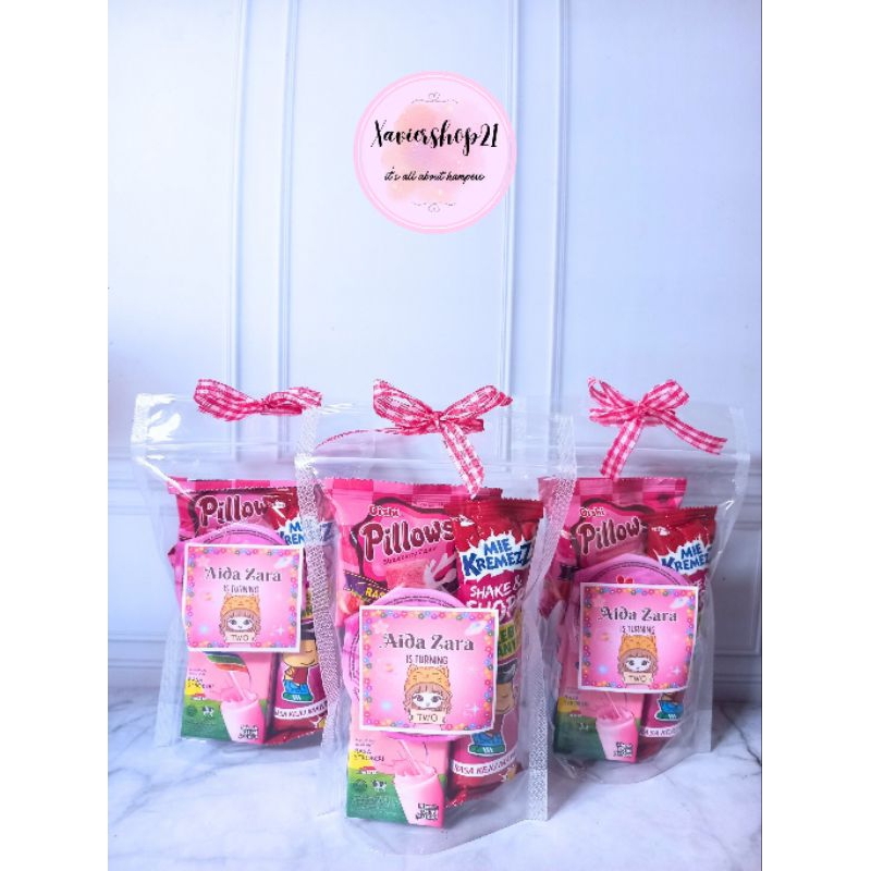 

READY! Hampers Mini Snack Tema Pink