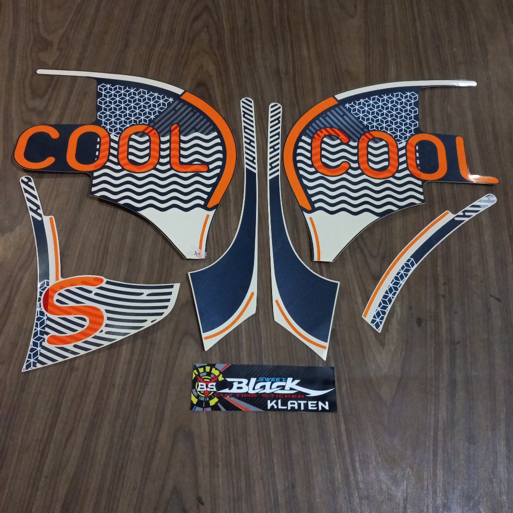 STRIPING SCOOPY FASHION 2022