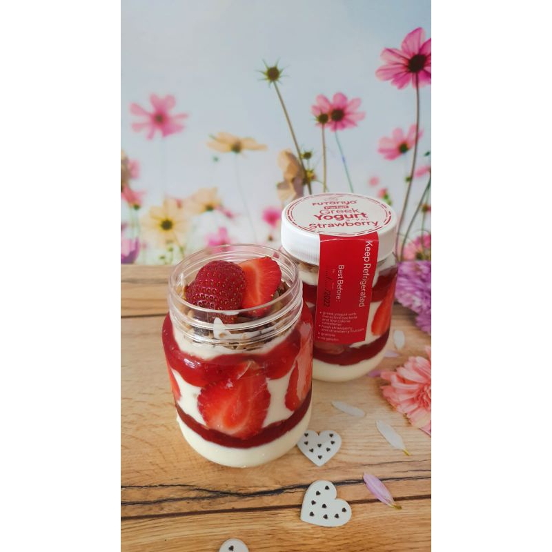 

Greek Yogurt parfait Strawberry smart pack 200gr
