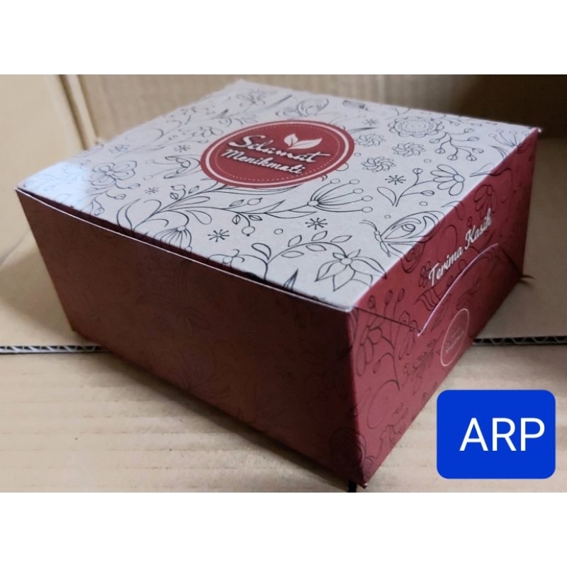 

Dus Snack Craft Ukuran 12x16cm Corak Coklat Merah & Hijau 10 Lembar/Dus Craft Motif Coklat Merah & Hijau Harga TERTERA Utk 10lembar