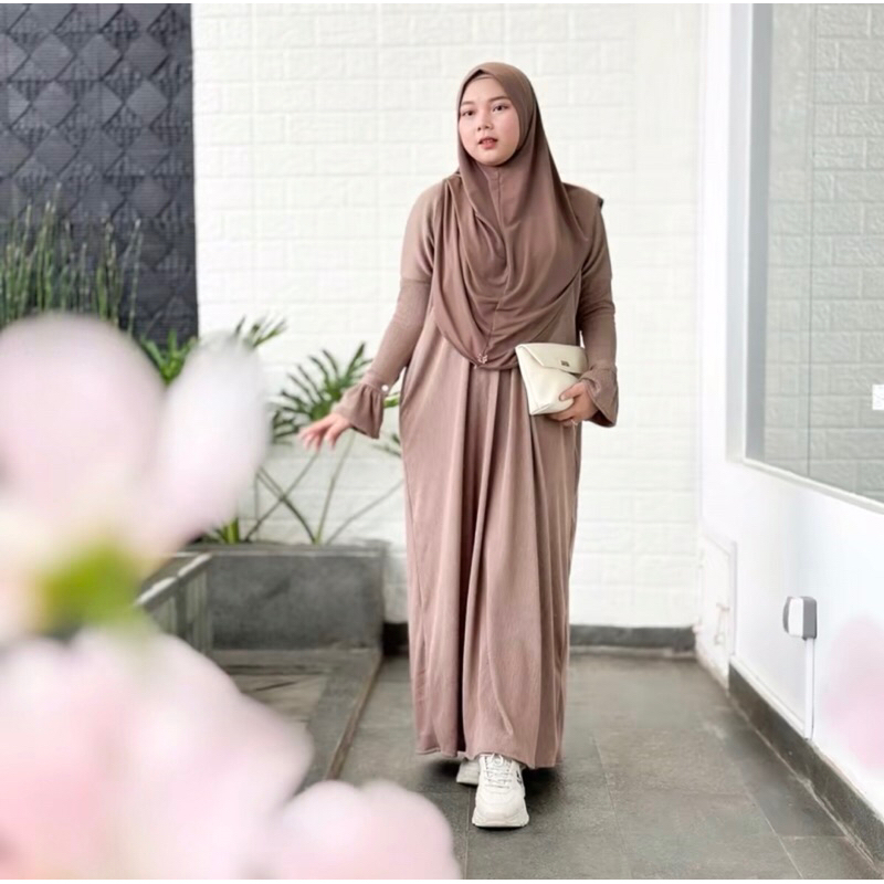 MONIC / MONIC ZIPPER ORI YOORA SARAH