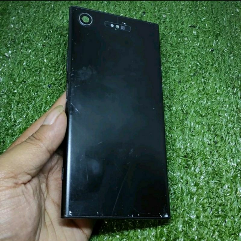 Backdoor Sony Xperia XZ1 - Tatakan LCD Cassing Tutup Belakang Ori Copotan l