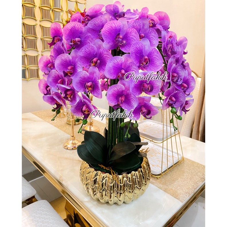 KODE T74I RANGKAIAN BUNGA ANGGREK PREMIUM JUMBO Bunga Anggrek Latex dengan Vas Super Cantik Dan elegan