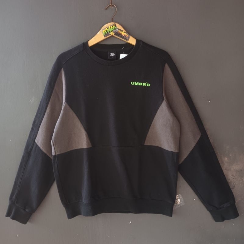 crewneck umbro vintage crewneck umbro colour block crewneck umbro original sweater umbro vintage