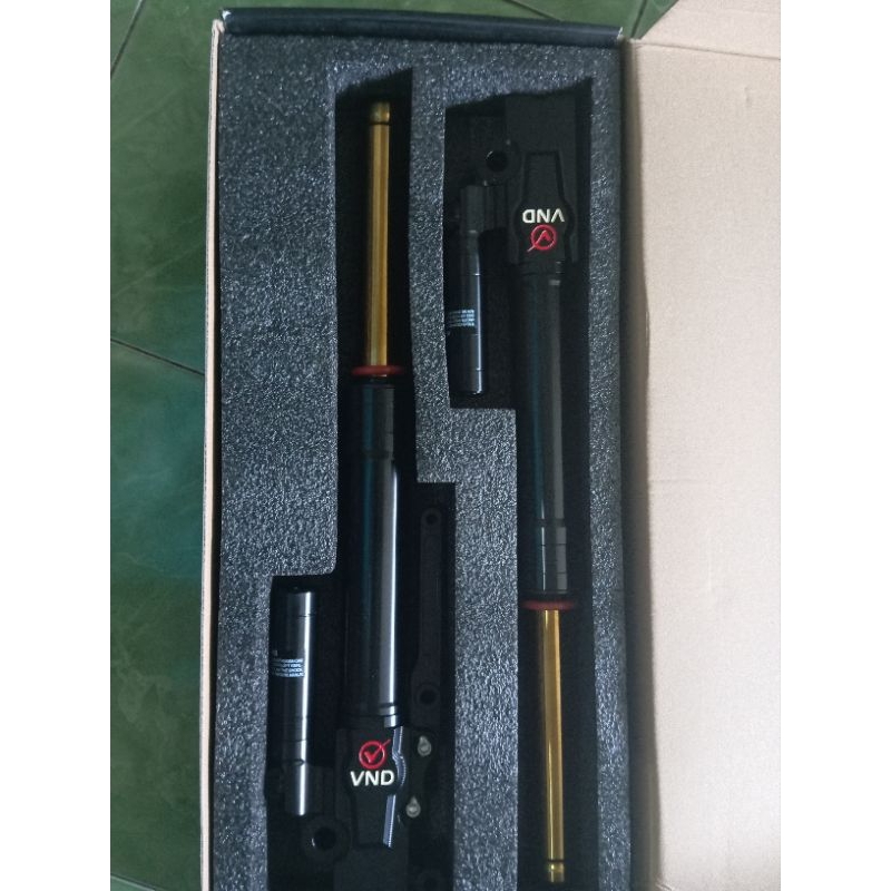 Shock depan VND vario| beat| VND new produk hitam emas