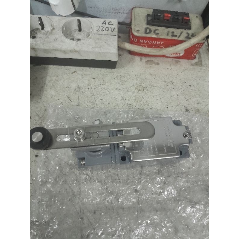 Qlight Limith Switch SLP2130-AL