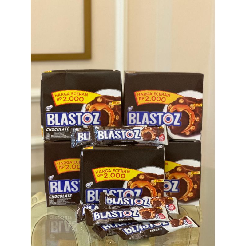 

Tango Blastoz Coklat Ecer 2.000 1 pak isi 12 x 24gr