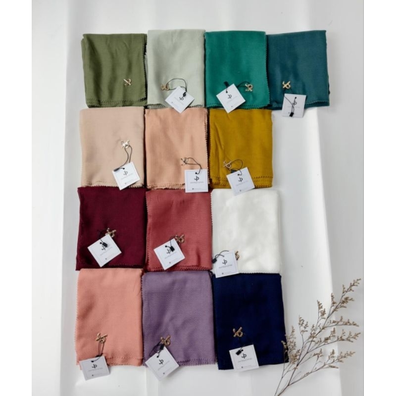 Jilbab polos lasercut by journey scarves