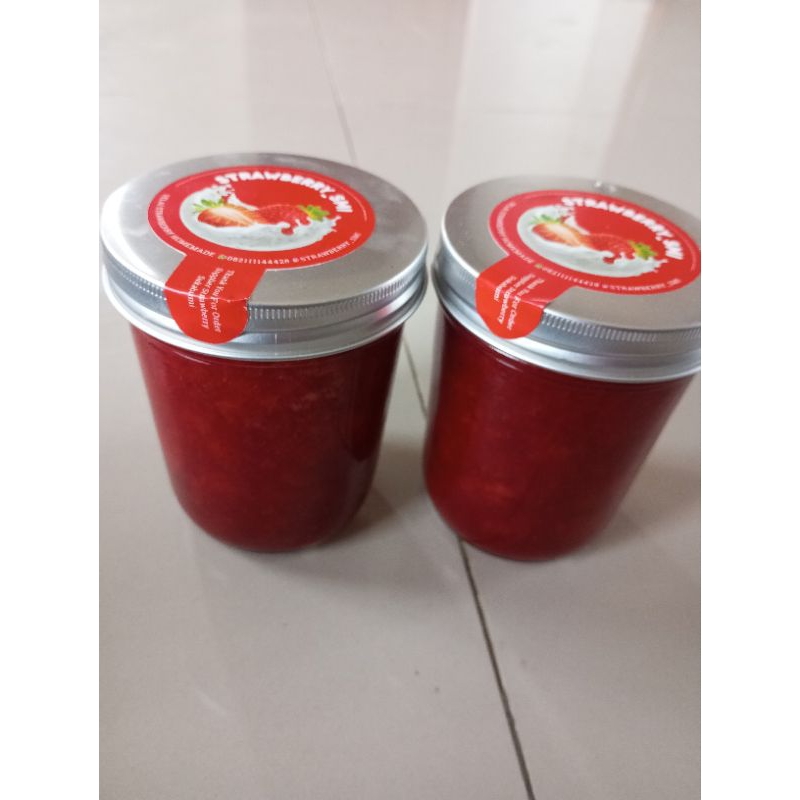

Selai strawberry homemade