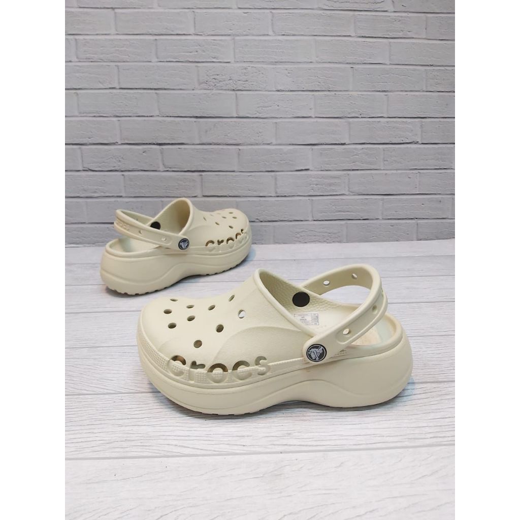 Crocs Classic Baya clog /Crocs Classic Baya Platform Clog