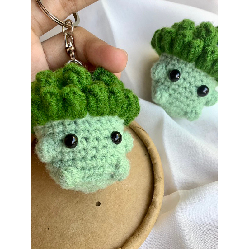 Gantungan Kunci Rajut Brokoli