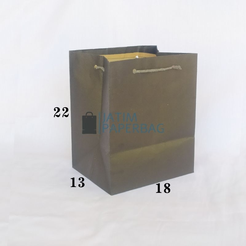 

Paper bag R5 BB Polos Hitam Uk 18x13x22 Tas Kado Tas Kertas Tas Hajatan Tas Asul Asul