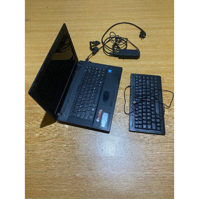 LAPTOP LENOVO BEKAS