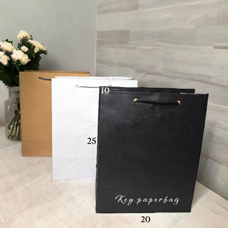 

Paper Bag Polos Uk 20x25 Hitam, Putih, Cokelat