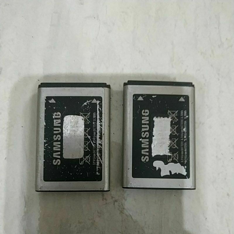 baterai bekas Samsung champ 3303