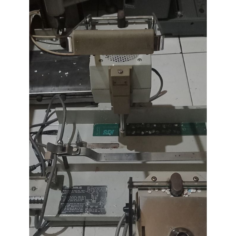 MESIN BOR KERTAS UCHIDA VS25 JEPANG