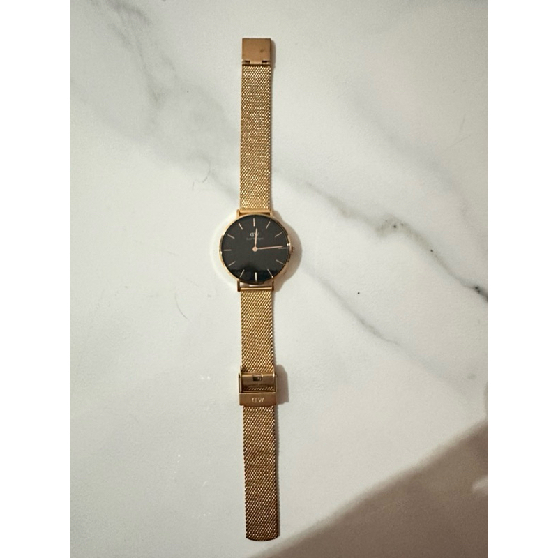 Preloved Jam Daniel Wellington