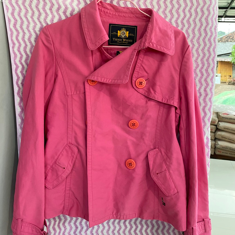 (preloved) JACKET PINK TEENIE WEENIE
