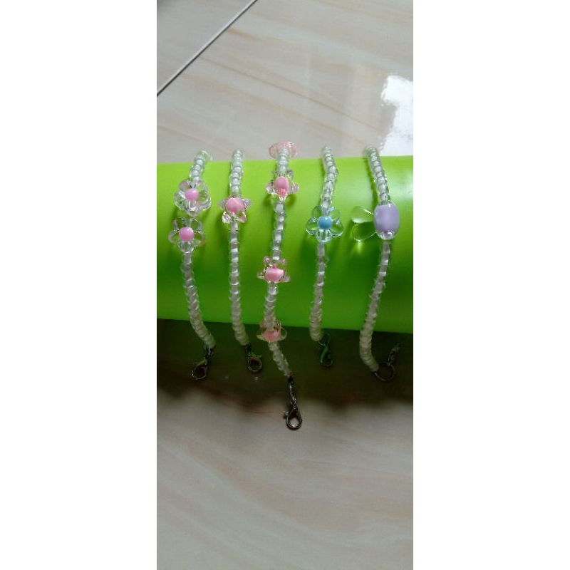 gelang manik pasir bening