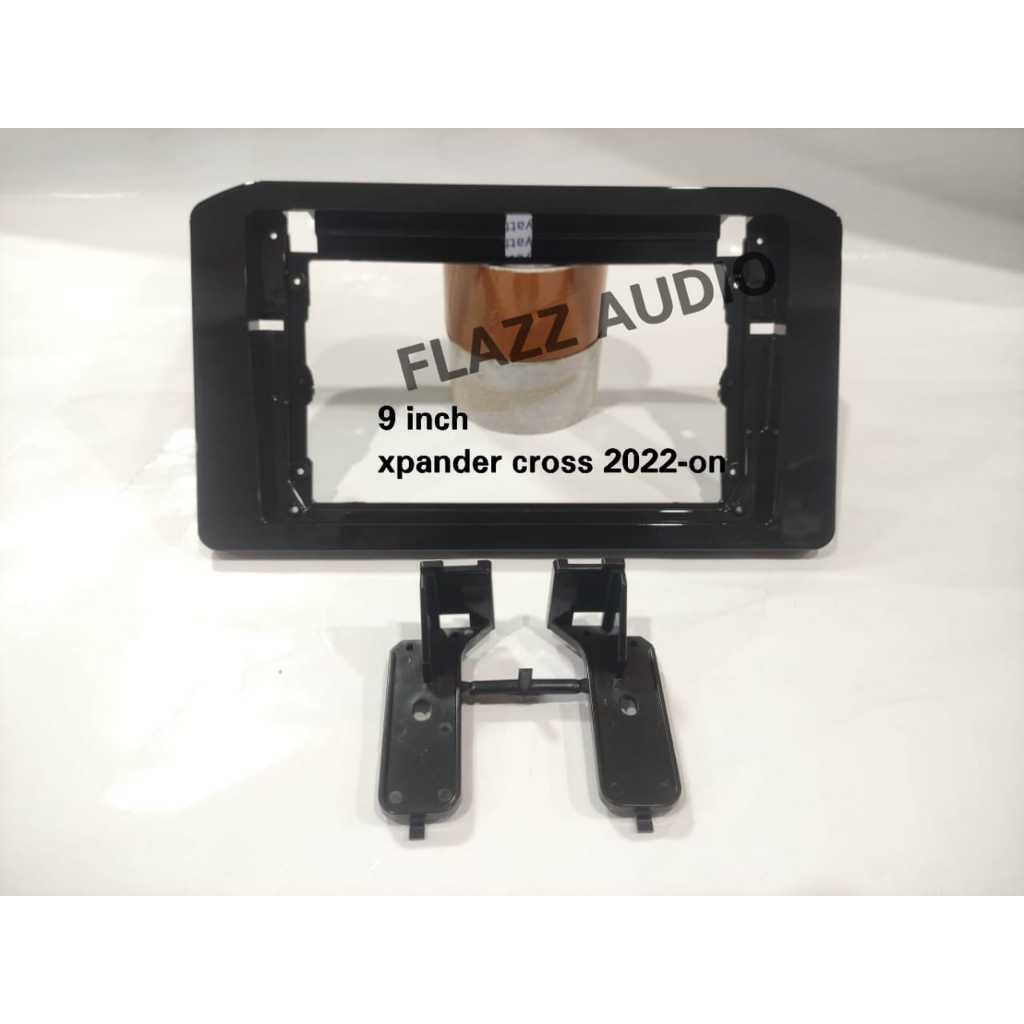 Frame Head Unit Android 9 Inch Xpander Cross 2022-on / Frame Head Unit Android 9"