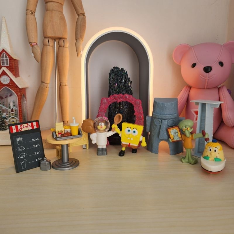 Happy Meal McD McDonalds - SpongeBob, Sandy Cheeks, Squidward dan Puff