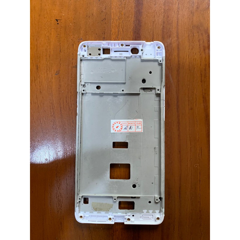 MIDDLE FRAME/BATANG/TULANG OPPO A37 PUTIH