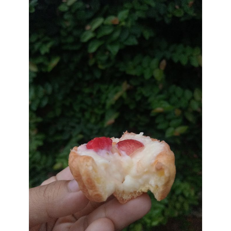 

Soes Keranjang/ Soes Buah jumbo mantul