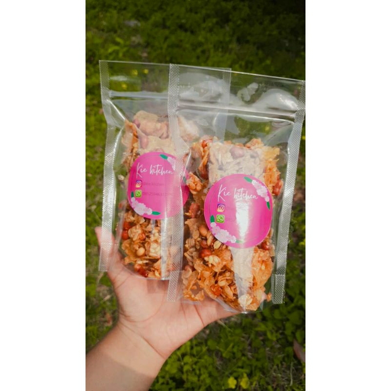 

Kering Tempe Kentang 250gr | Kie.kitchen