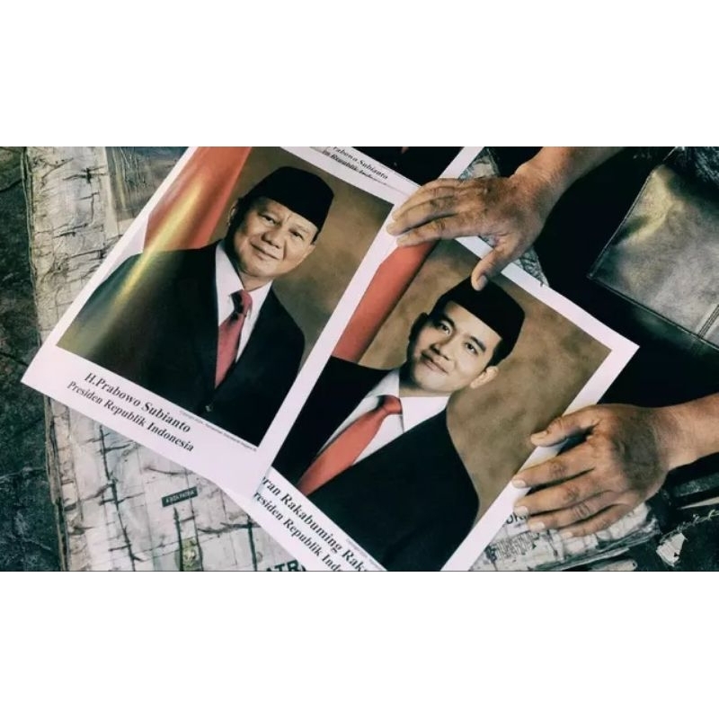 FOTO PRESIDEN DAN WAKIL PRESIDEN - POSTER FOTO PRESIDEN DAN WAKIL PRESIDEN RI 2024