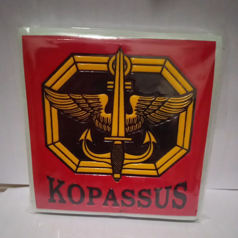 

stiker embos logo pataka kopassus