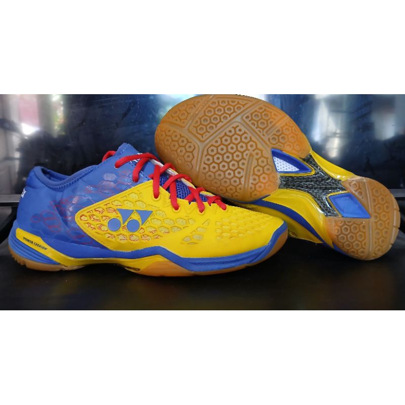sepatu badminton second original YONEX SHB 03 Z