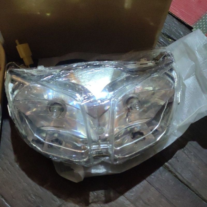 lampu depan Jupiter Z1 robot