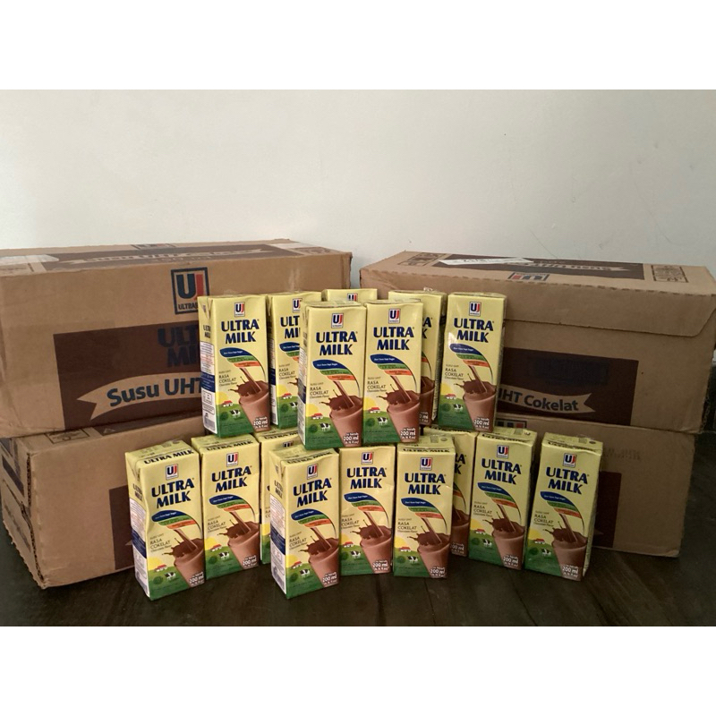 

ULTRAMILK susu UHT 200ml satu dus 24 pcs rasa coklat