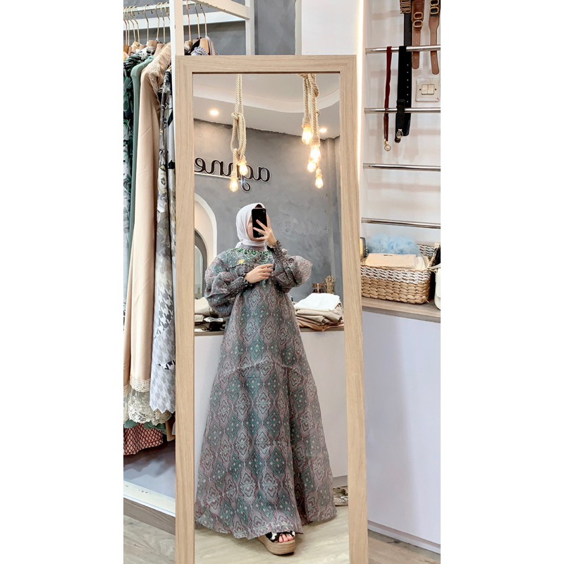 gaun organza premium by khadijah